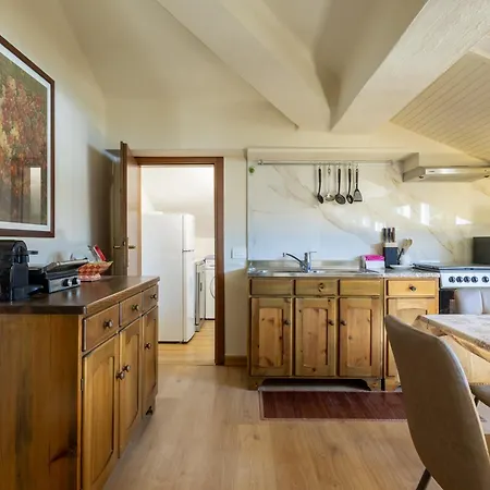 Lucia, Tremezzina Apartman *