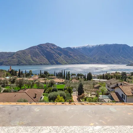 Lucia With View & Private Garden In Tremezzina Lejlighed