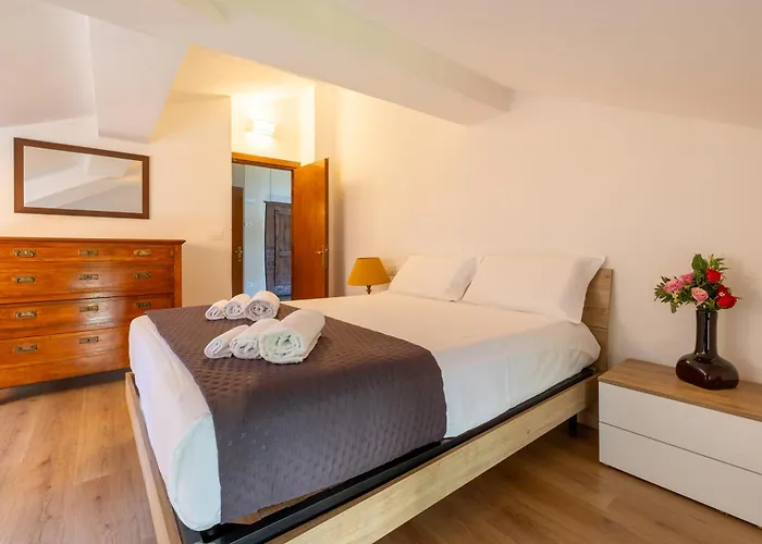Lucia, Tremezzina Tremezzo